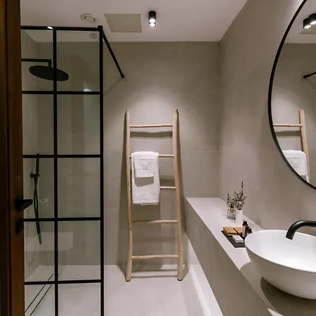 Ioulia's By Nomads Hébergement de vacances